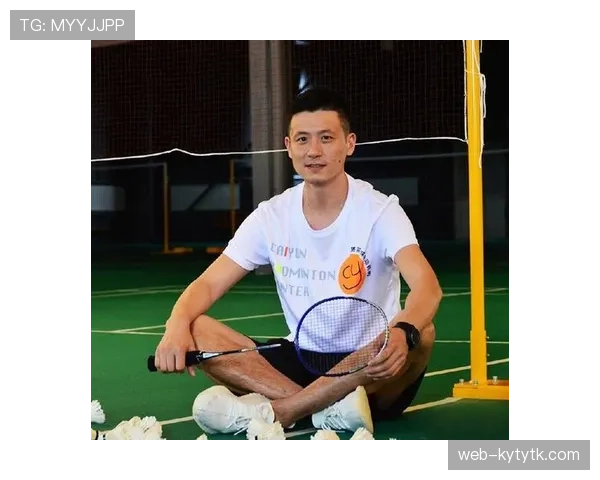 蔡赟退役后还在坚持每天五点起床拉练？这自律看得我手机都拿不稳了